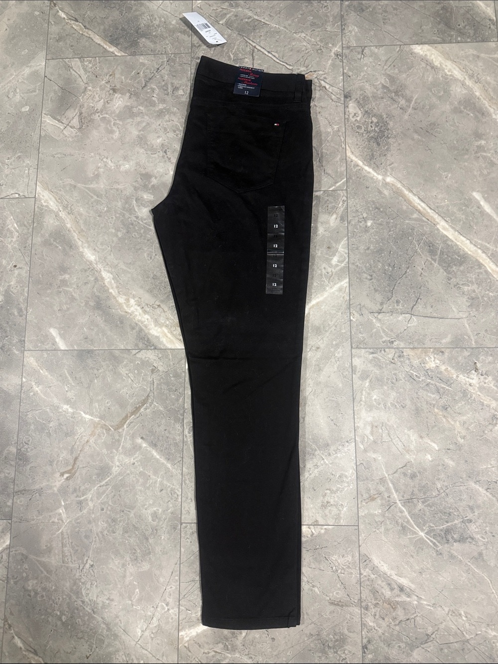Tommy Hilfiger Women’s Black Slim Chinos